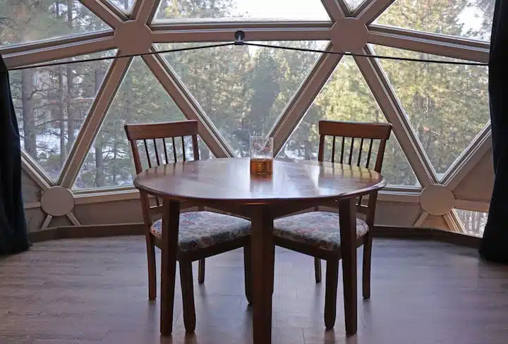 Views while you eat!