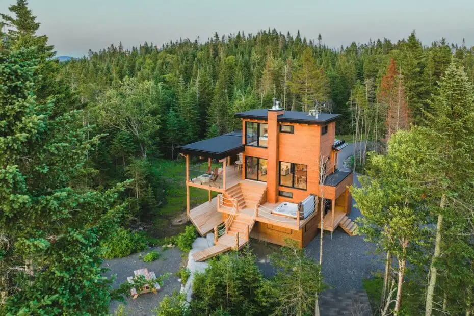 The Ridge View: A Picturesque Chalet Retreat