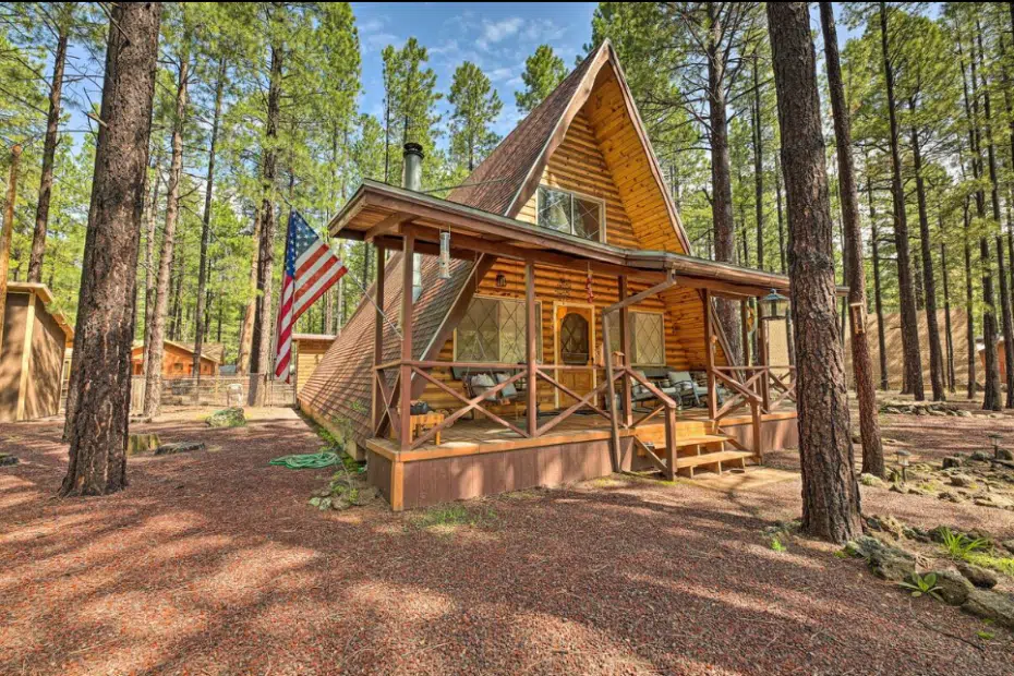 Find Tranquility at the Inviting A-Frame Pinetop-Lakeside Cabin with Grill