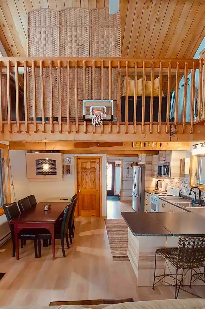Full kitchen image 1