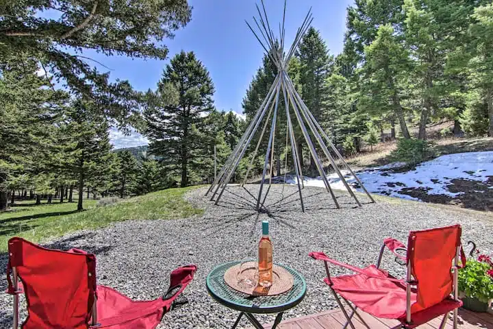 Porch | Seasonal Teepee (Summertime Only)
